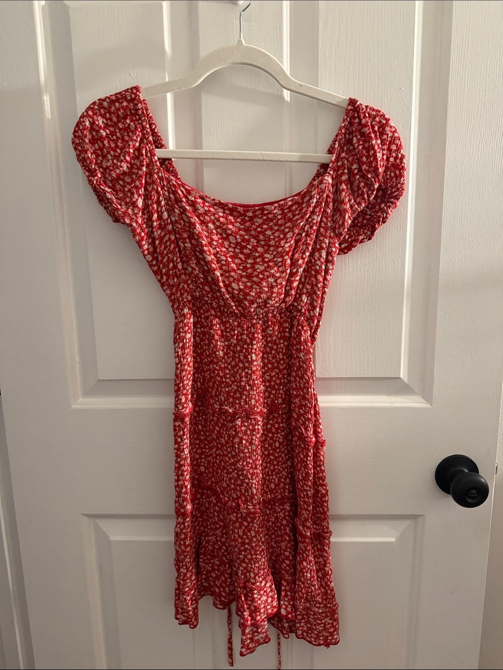 Red Floral Puff-Sleeve Tiered Midi Dress